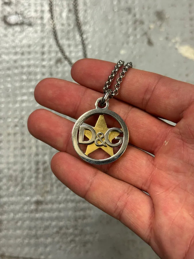 2000s Dolce & Gabbana Golden Star Necklace xqcVBZg 3