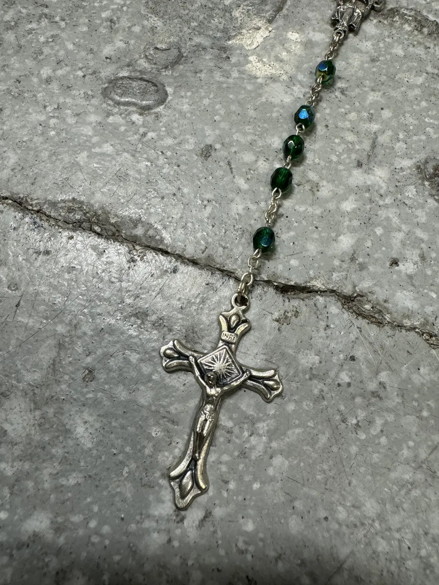 2000s Dolce & Gabbana Green Rosary Necklace (OS) 4