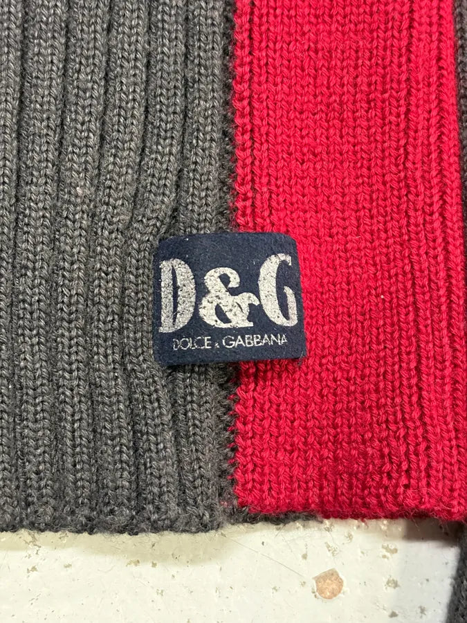 2000s Dolce & Gabbana Grey & Red Turtleneck cydokdh 7