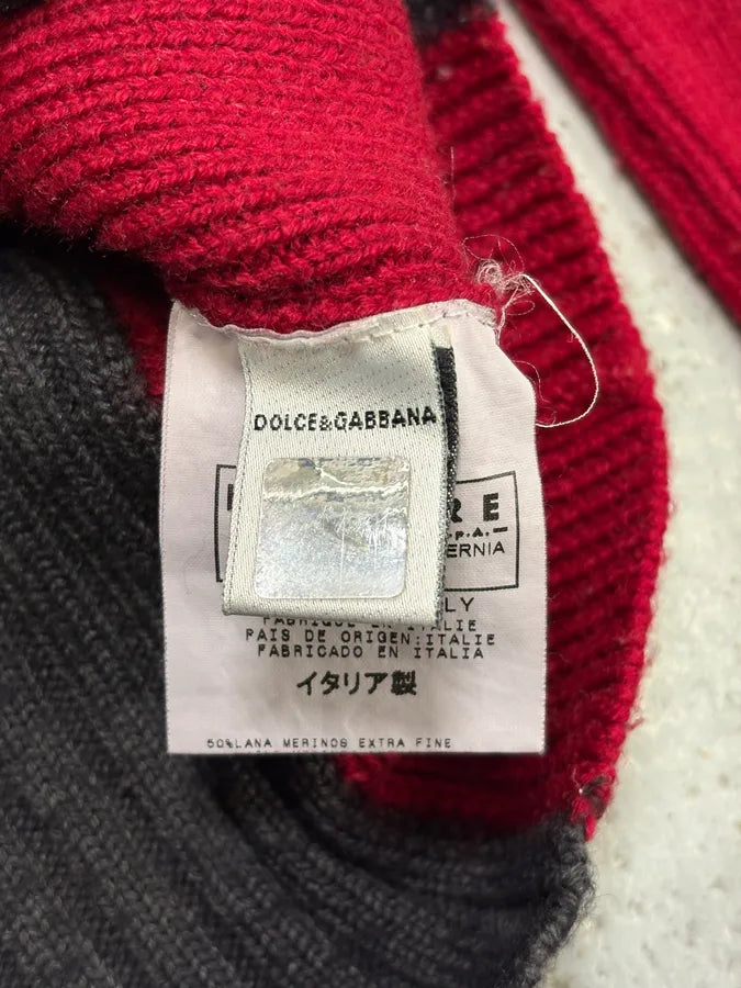 2000s Dolce & Gabbana Grey & Red Turtleneck EApoqUB 7