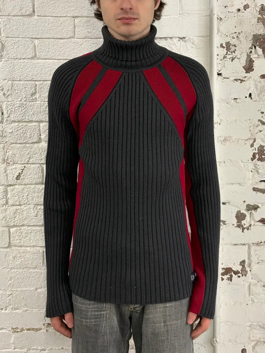 2000s Dolce & Gabbana Grey & Red Turtleneck cydokdh 1