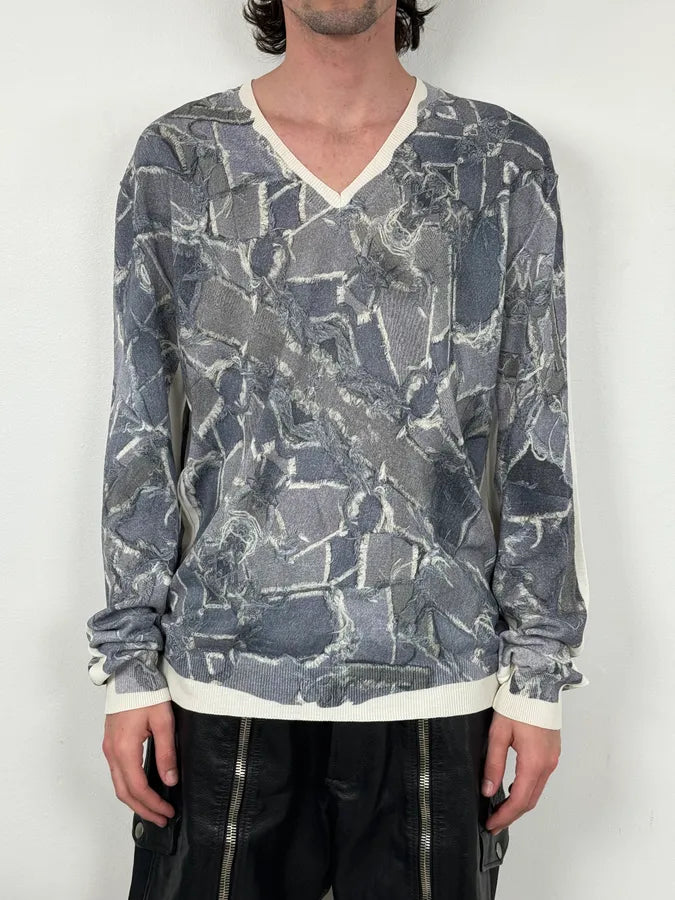 2000s Dolce & Gabbana Grey Abstract Trompe L’œil V-Neck Sweater OFxuzEA 0