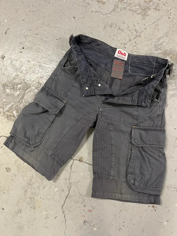 2000s Dolce & Gabbana Grey Cargo Shorts utmMGVo 4
