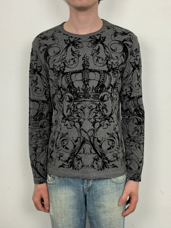 2010s Dolce & Gabbana Grey Baroque Crown Print Longsleeve pySpPjZ 1