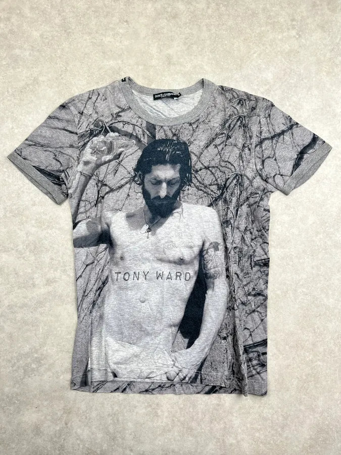 2000s Dolce & Gabbana Grey Tony Ward Print T-Shirt eItINuI 2