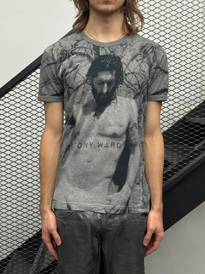 2000s Dolce & Gabbana Grey Tony Ward Print T-Shirt eItINuI 0