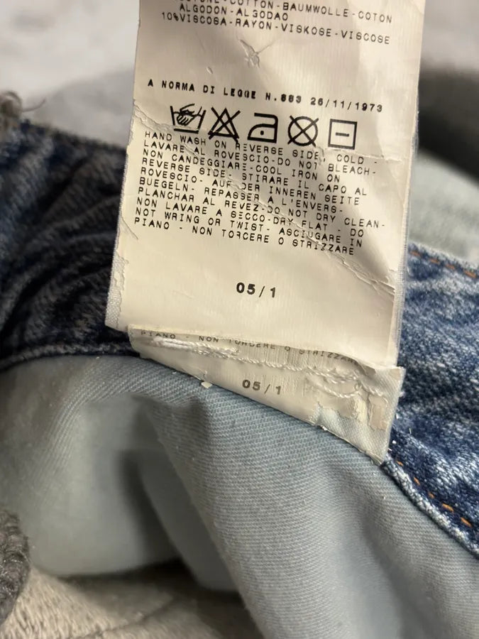 SS2005 Dolce & Gabbana Grey Equator Denim Distressed Shorts VEyOCDK 11