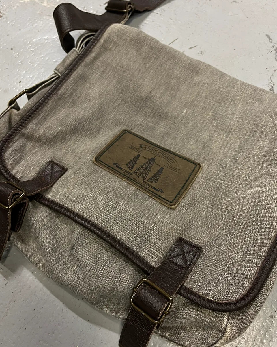 2000s Dolce & Gabbana Grey Denim Strap Messenger Bag wgsWtfn 3