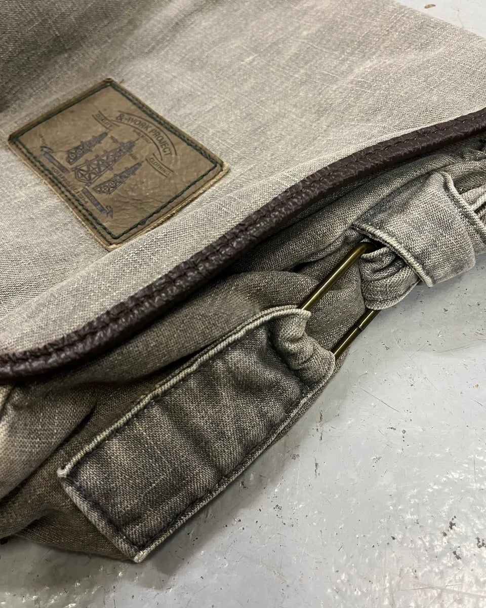 2000s Dolce & Gabbana Grey Denim Strap Messenger Bag wgsWtfn 5