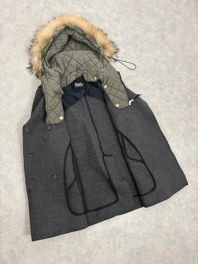 2000s Dolce & Gabbana Grey Detachable Fur Hooded Coat FFuLCpr 7