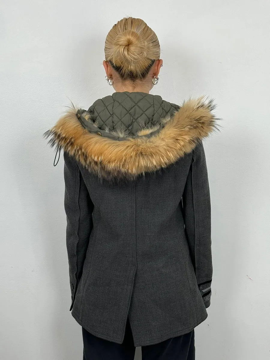 2000s Dolce & Gabbana Grey Detachable Fur Hooded Coat FFuLCpr 2
