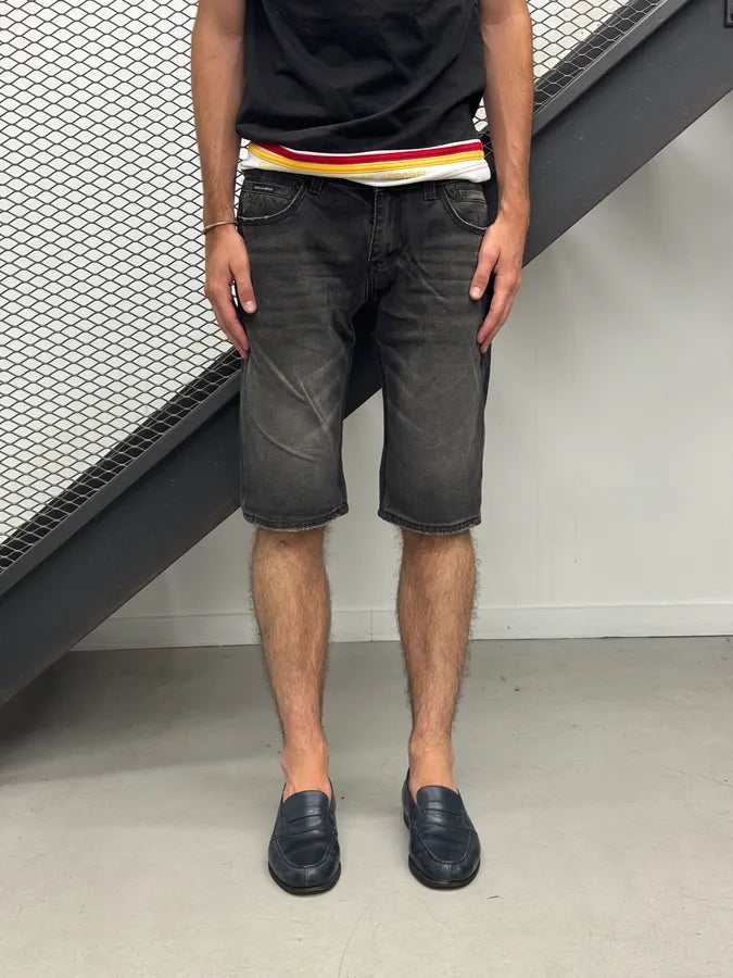 2000s Dolce & Gabbana Grey Faded Denim Shorts Ikciozk 0