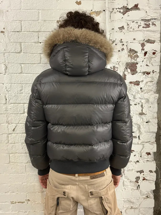 2000s Dolce & Gabbana Grey Fur Hooded Puffer Jacket KZkaXPH 2
