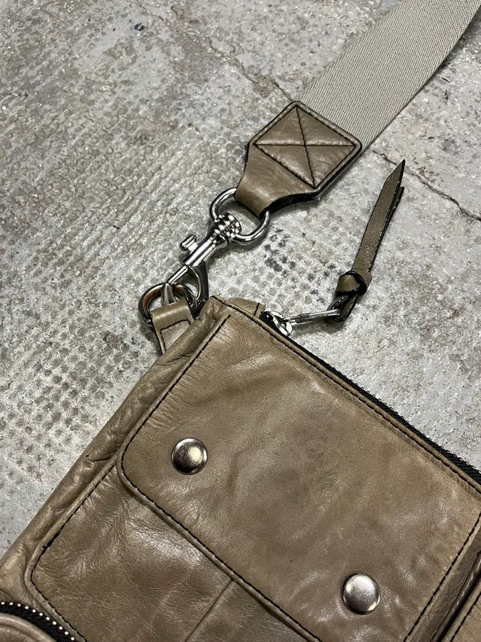 2000s Dolce & Gabbana Grey Leather Cargo Shoulder Bag (OS) DKdufJw 5