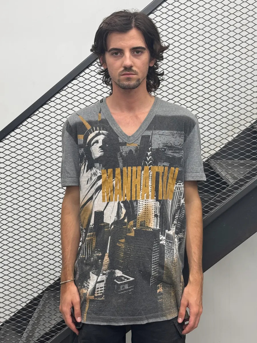2000s Dolce & Gabbana Grey Liberty Manhattan T-Shirt kPMOYPn 1