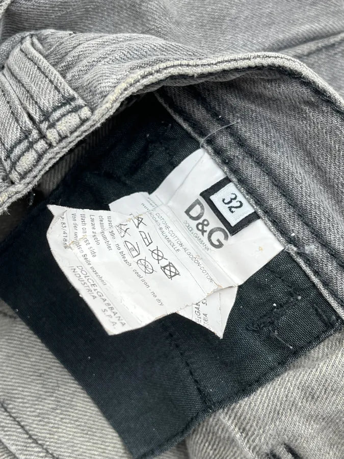 2000s Dolce & Gabbana Grey Light Distressed Denim Jeans oTQrtoM 14