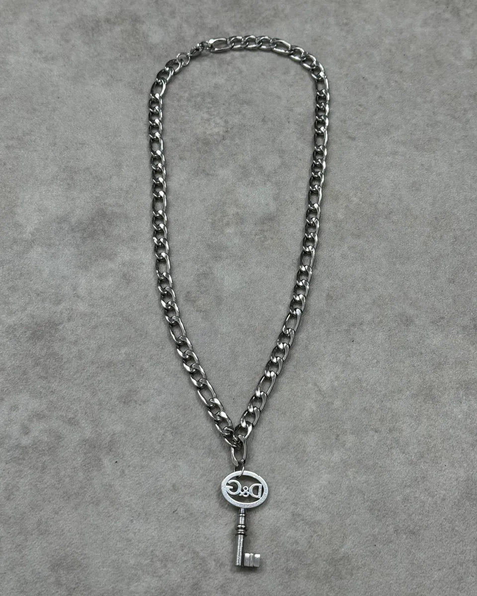 2000s Dolce & Gabbana Grey Metal Key Pendant Necklace rmZWshN 4
