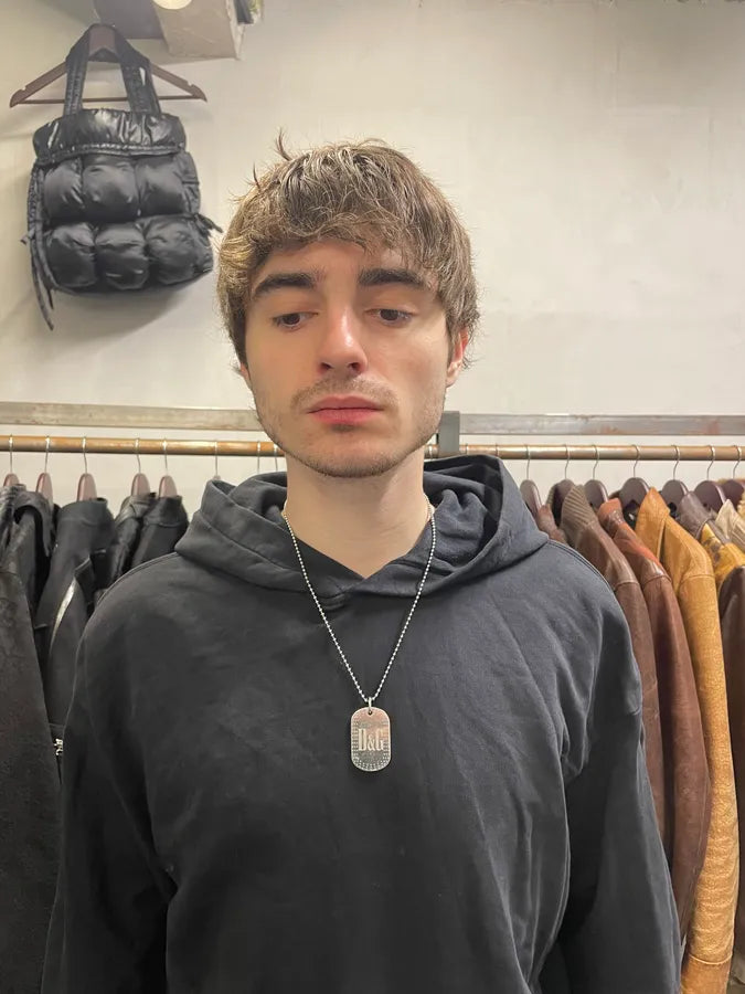 2000s Dolce & Gabbana Grey Metallic Pendant Necklace (OS) Idowzkt 2