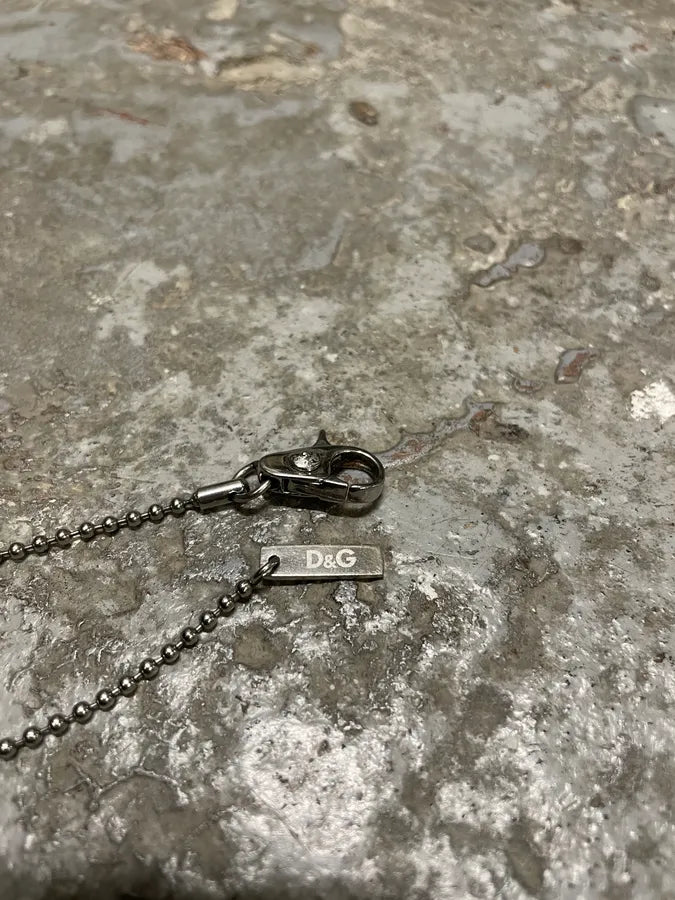 2000s Dolce & Gabbana Grey Metallic Pendant Necklace (OS) Idowzkt 7