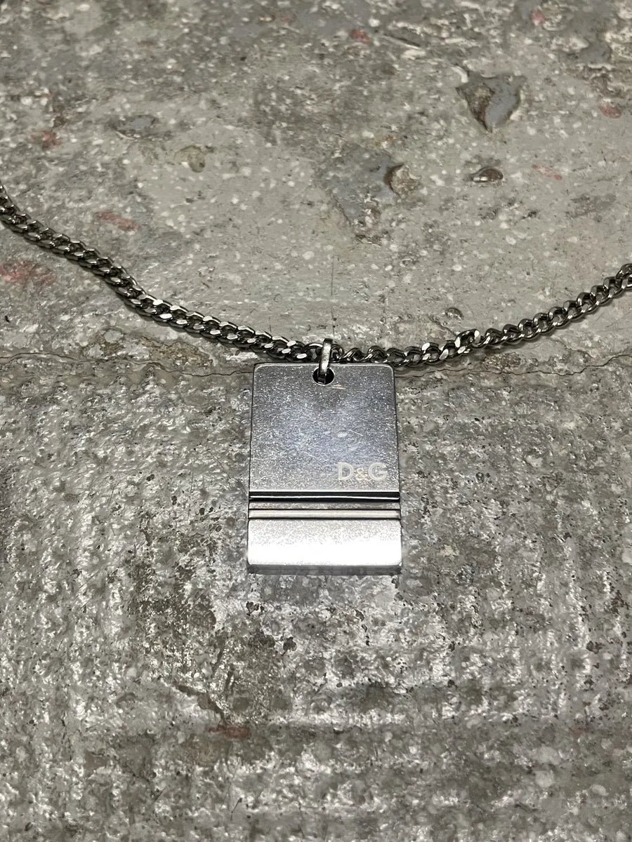 2000s Dolce & Gabbana Grey Necklace (OS) 5