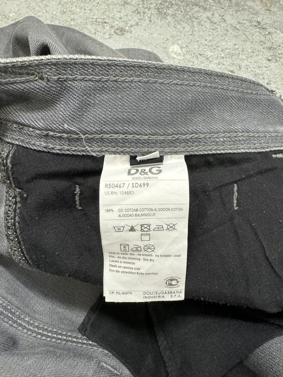2000s Dolce & Gabbana Grey Raw Denim Straight Jeans KAJbJdt 10