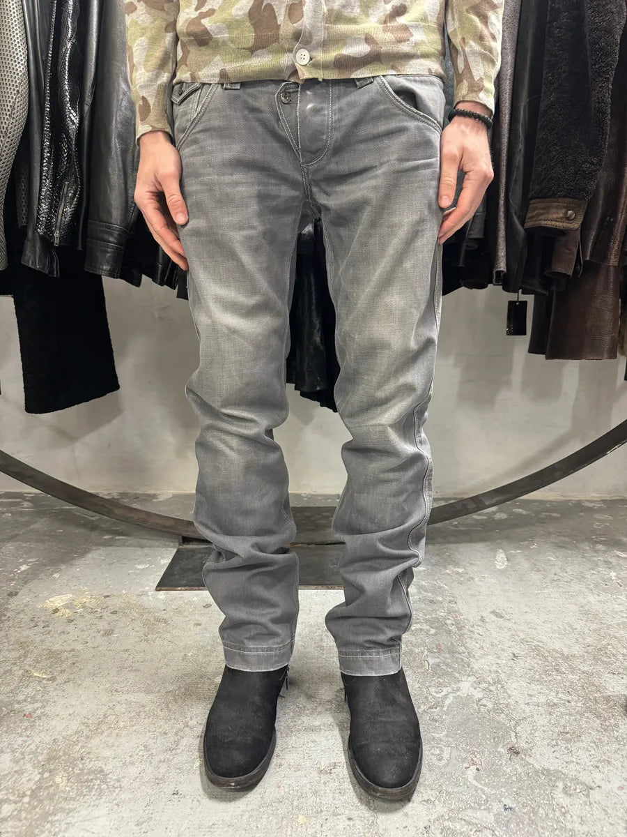2000s Dolce & Gabbana Grey Raw Denim Straight Jeans KAJbJdt 0