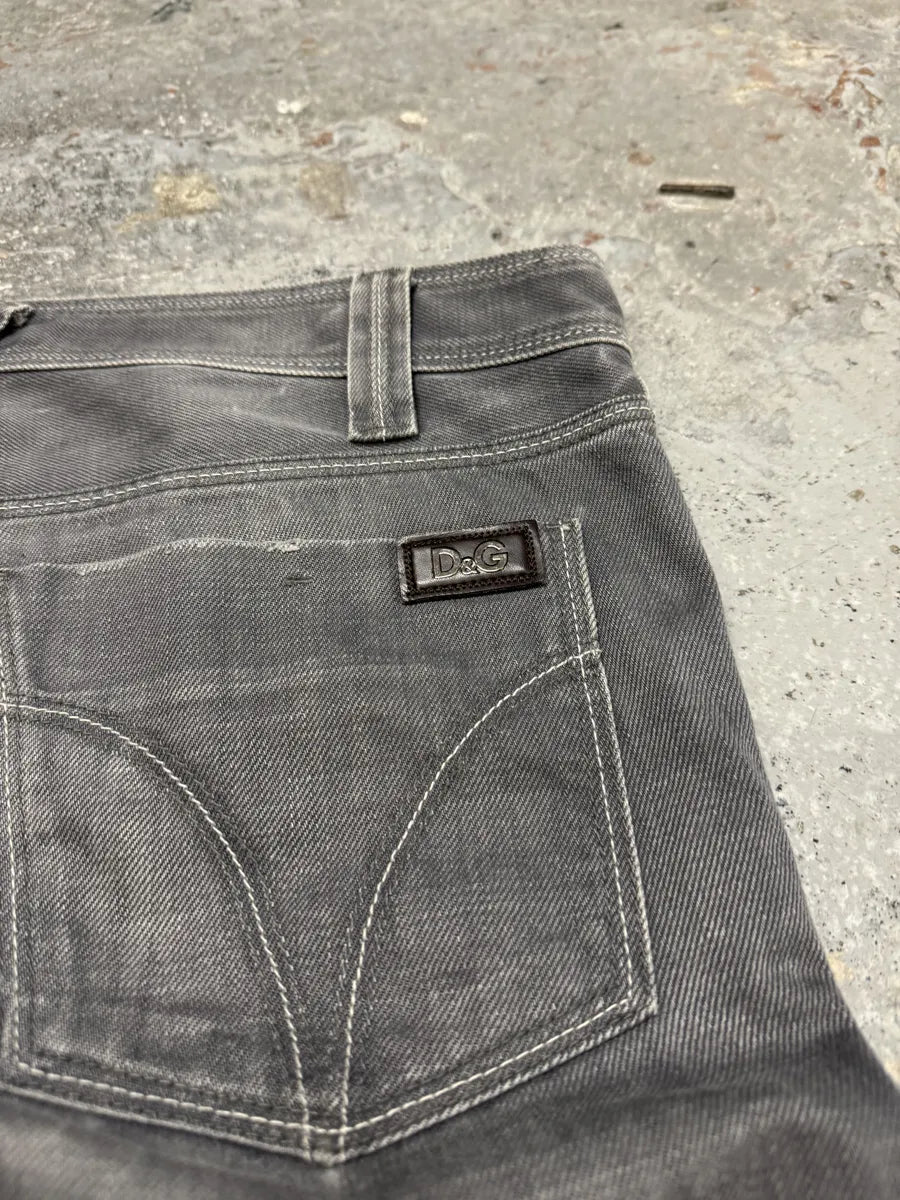 2000s Dolce & Gabbana Grey Raw Denim Straight Jeans KAJbJdt 5