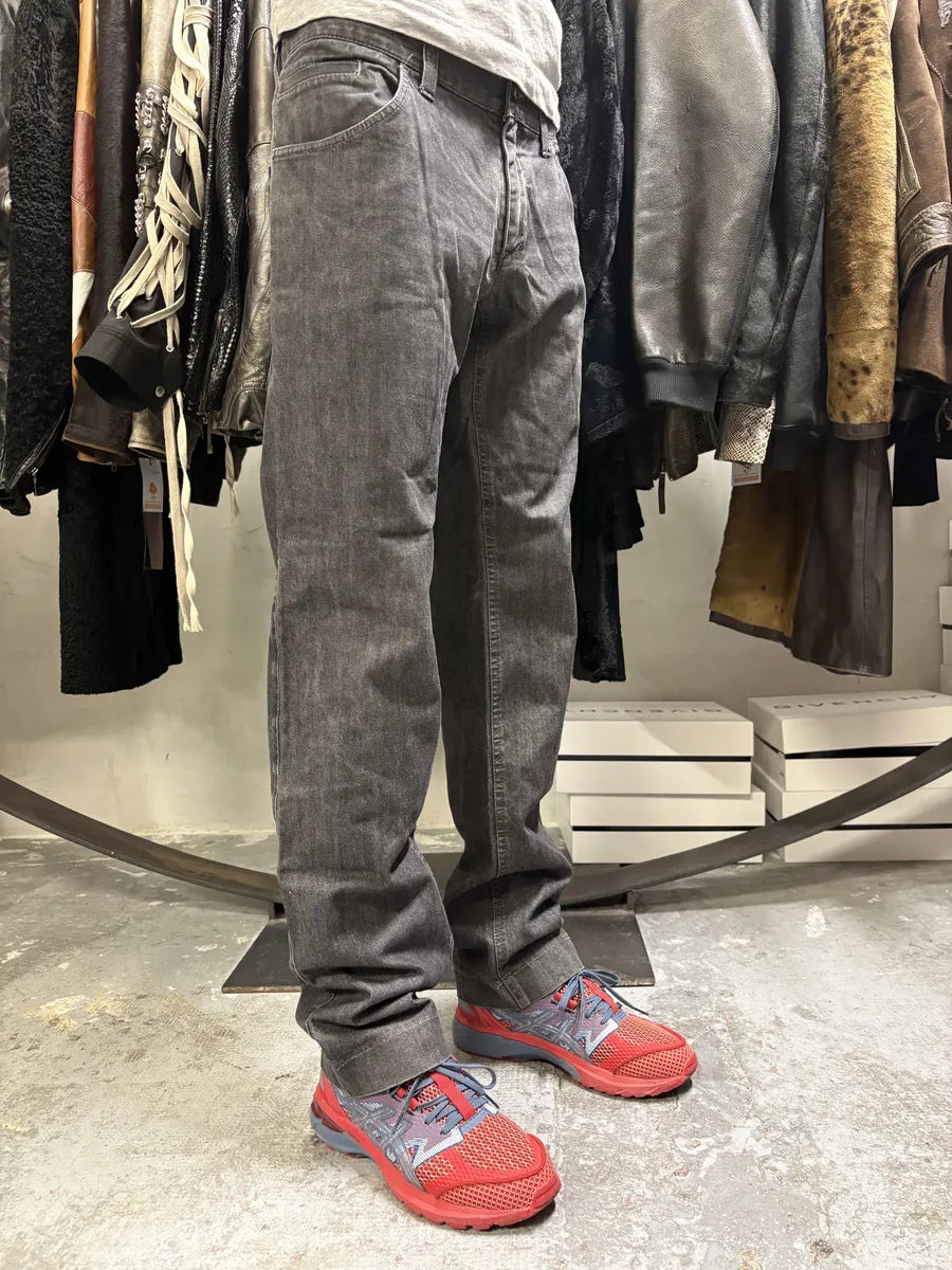 2000s Dolce & Gabbana Grey Raw Straight Denim Jeans pKCScox 1