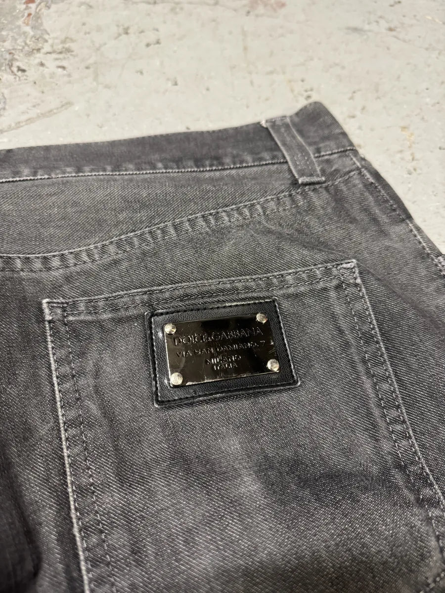 2000s Dolce & Gabbana Grey Raw Straight Denim Jeans pKCScox 5