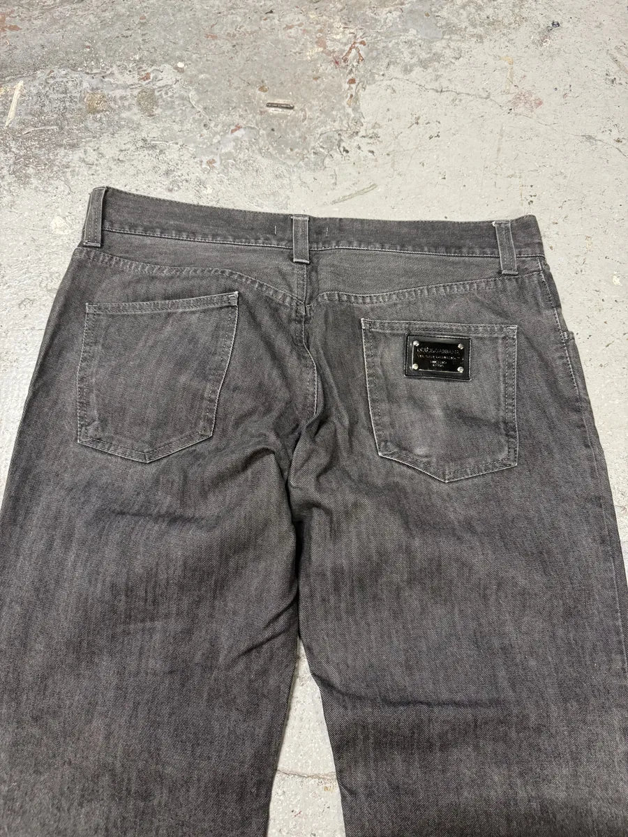 2000s Dolce & Gabbana Grey Raw Straight Denim Jeans pKCScox 6