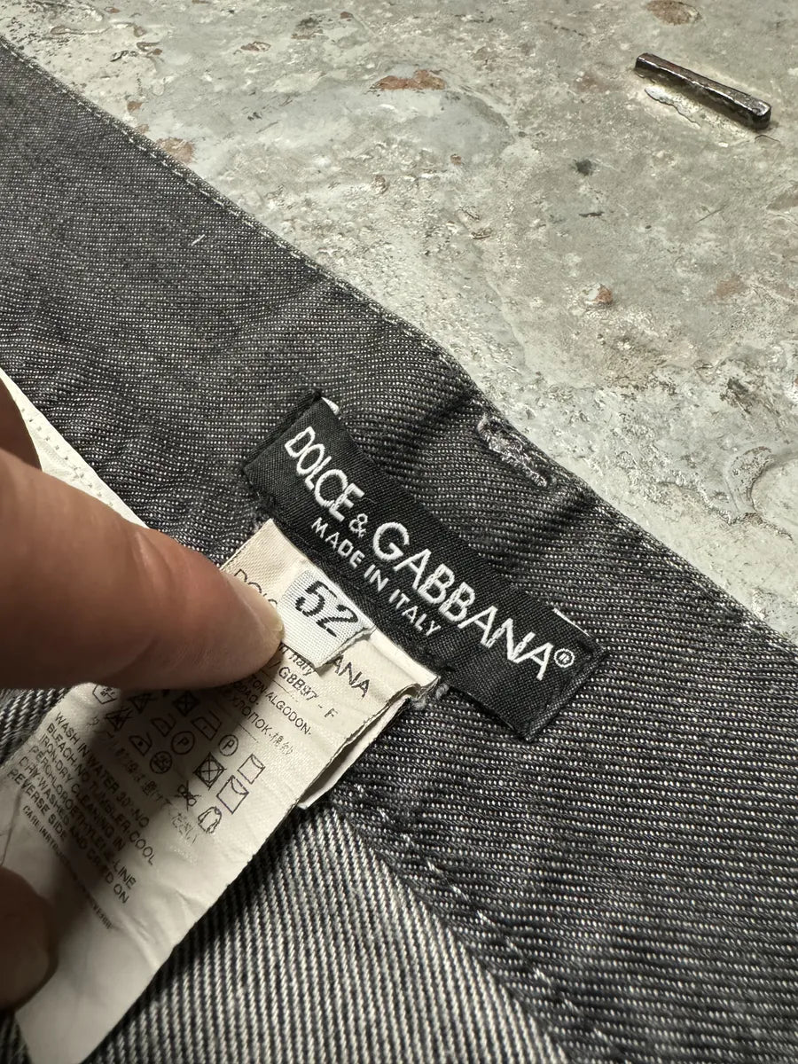 2000s Dolce & Gabbana Grey Raw Straight Denim Jeans pKCScox 8