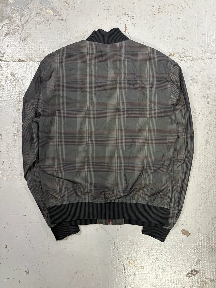 2000s Dolce & Gabbana Grey Checkered Nylon Jacket  xmLrISk 4
