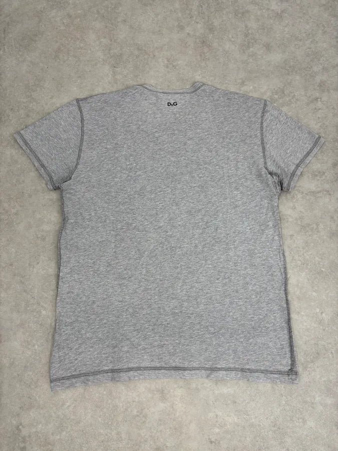 2000s Dolce & Gabbana Grey Sunbathing Poolside T-Shirt CYtqxPe 5