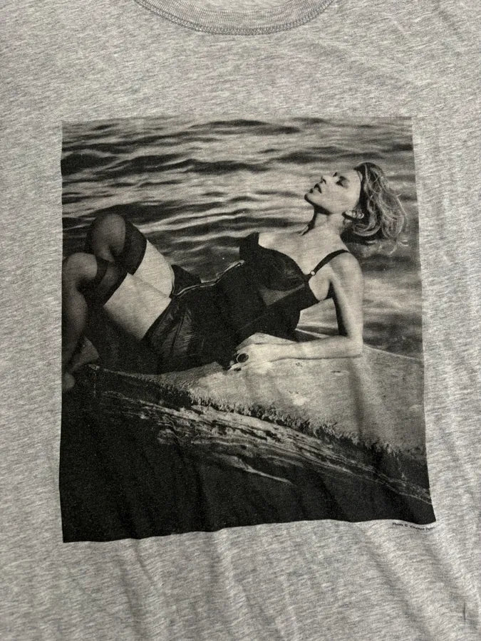 2000s Dolce & Gabbana Grey Sunbathing Poolside T-Shirt CYtqxPe 6