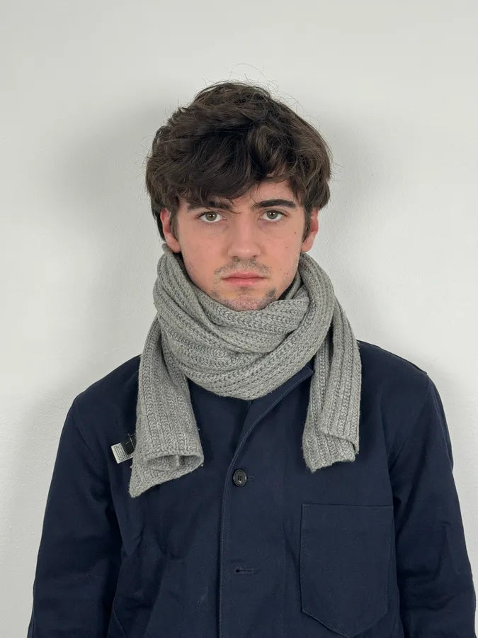 2000s Dolce & Gabbana Grey Wool Classy Scarf TsLGawW 1