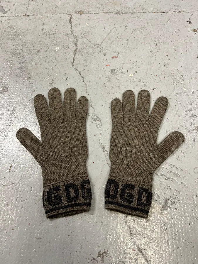 2000s Dolce & Gabbana Grey Wool Gloves misBWhR 4