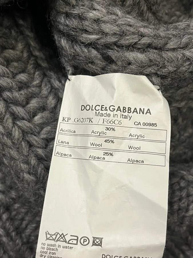 2000s Dolce & Gabbana Grey Wool V Neck Sweater YrarhiE 8