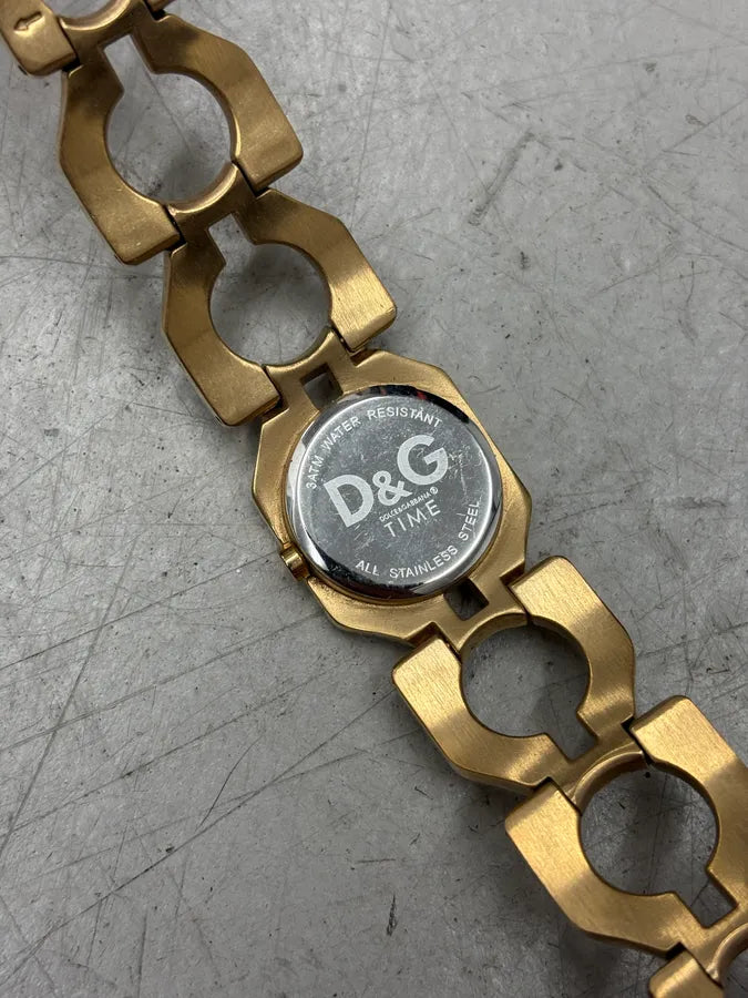 2000s Dolce & Gabbana Guilded Gold Link Watch  SvcyBGy 4