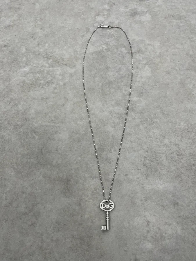2000s Dolce & Gabbana Key Logo Necklace iOeQAyb 0