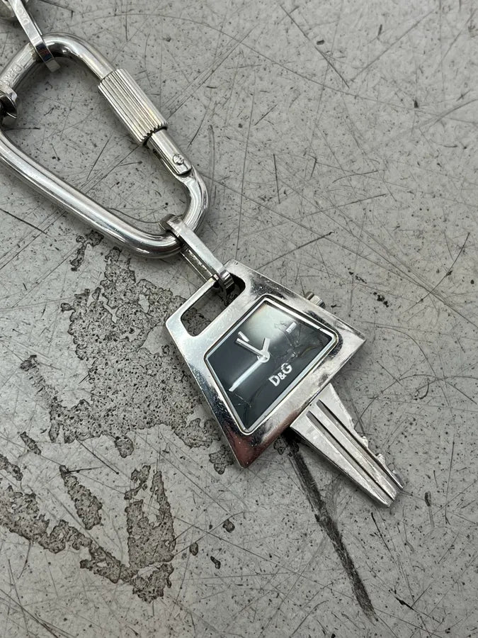 2000s Dolce & Gabbana Key Watch Pendant Necklace eVMGAgg 2