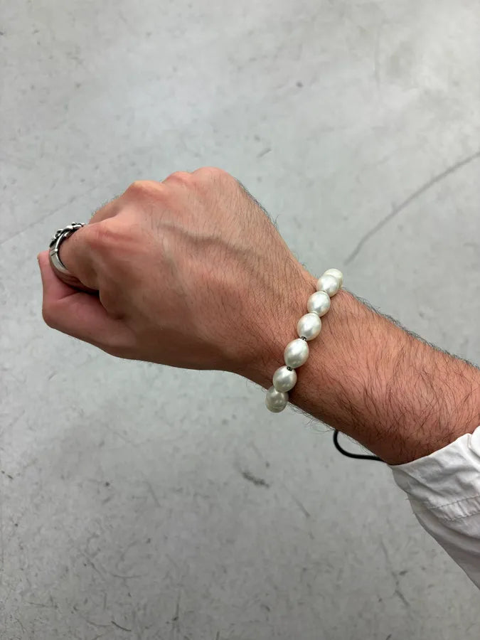 2000s Dolce & Gabbana Large White Fake Pearls Bracelet TcBMJDE 1