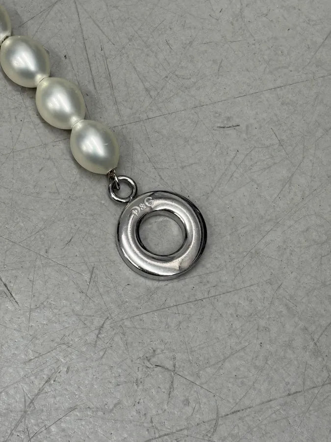 2000s Dolce & Gabbana Large White Fake Pearls Bracelet TcBMJDE 5