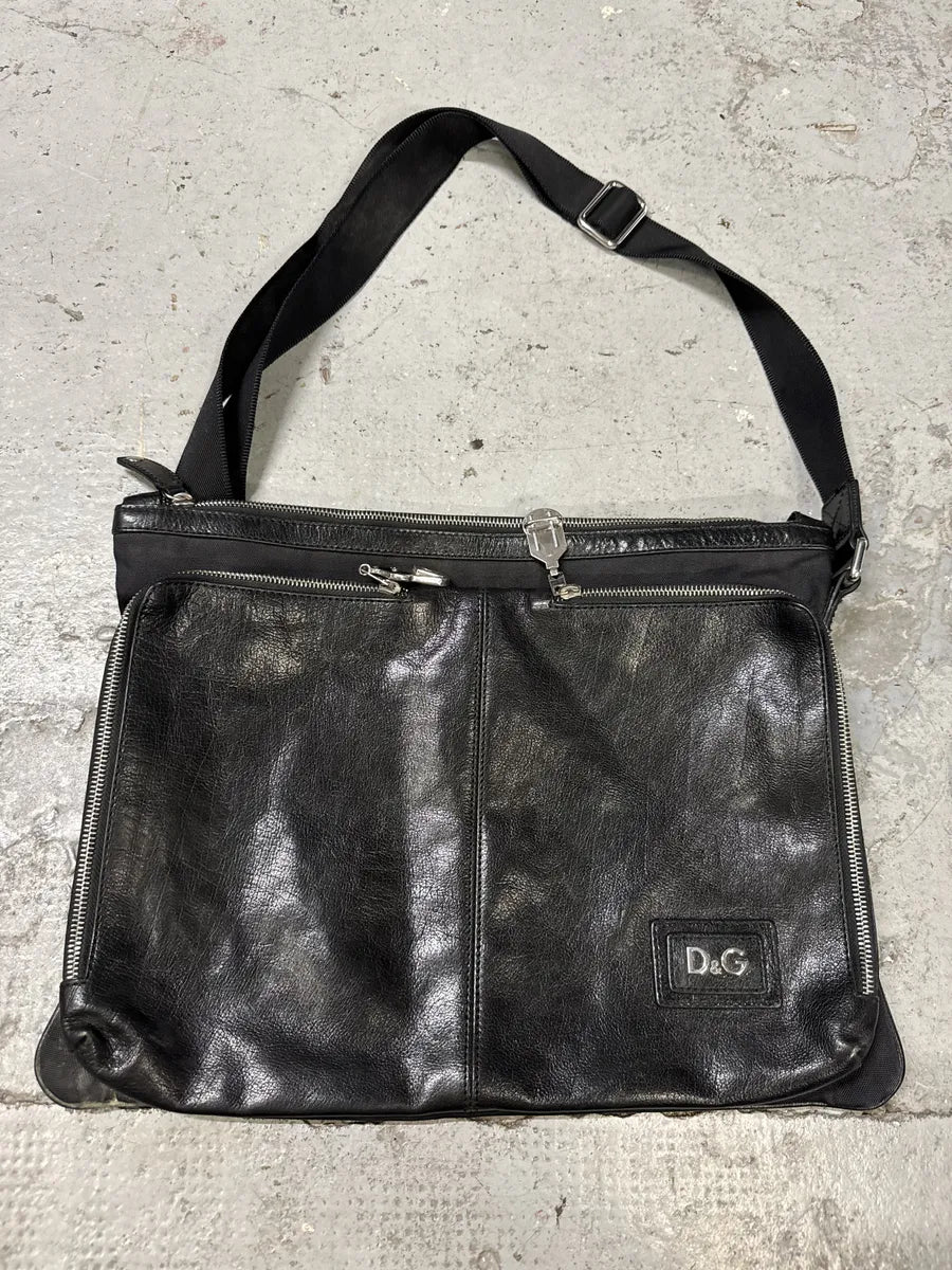 2000s Dolce & Gabbana Large Zip Lock Black Leather Shoulder Bag kvsiChU 3