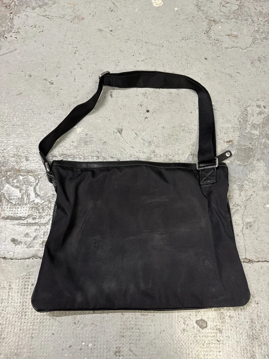 2000s Dolce & Gabbana Large Zip Lock Black Leather Shoulder Bag kvsiChU 4