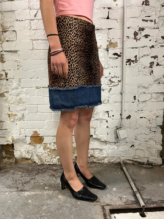 2000s Dolce & Gabbana Leopard Denim Skirt vTceUxd 1