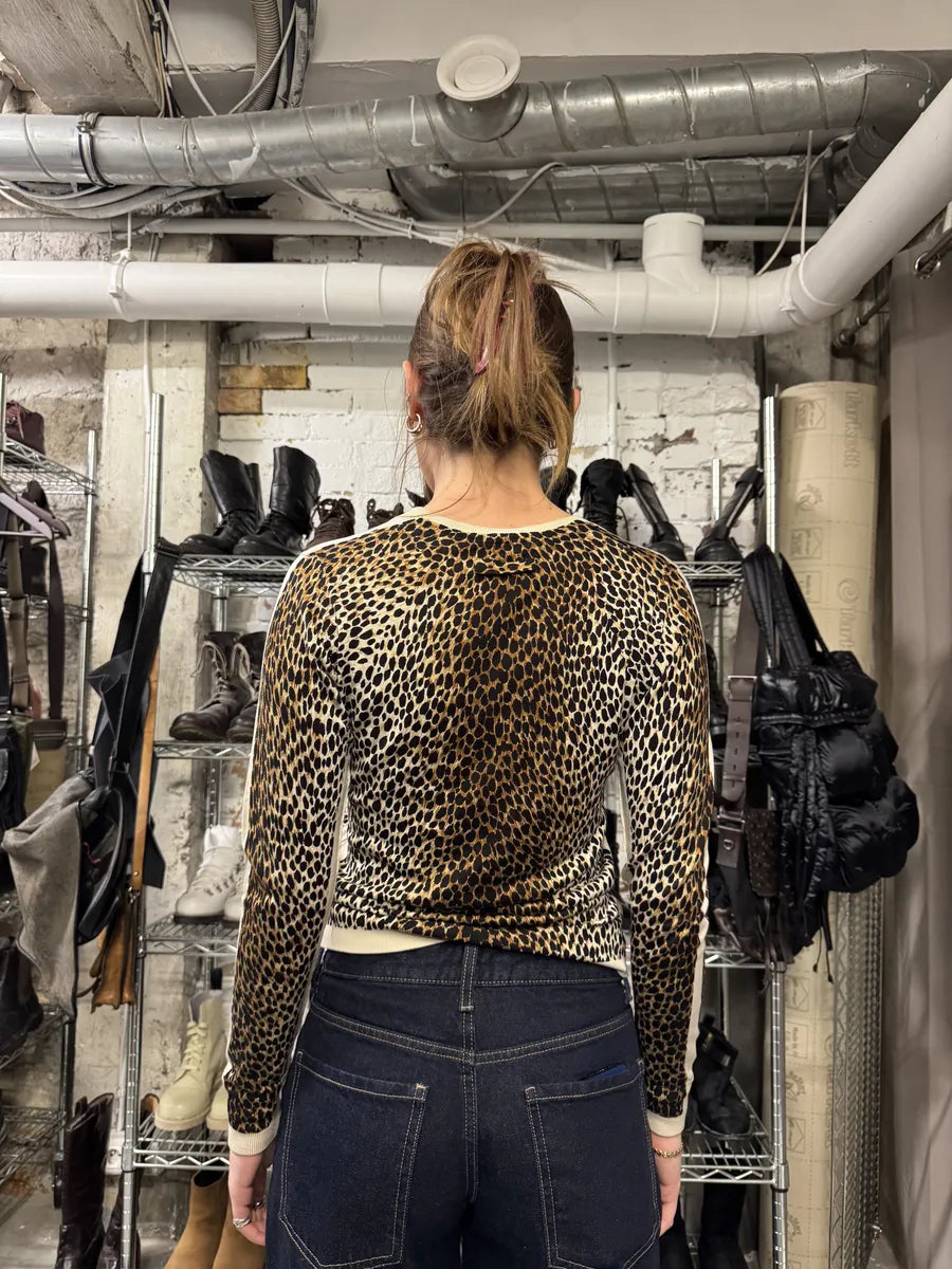 2000s Dolce & Gabbana Leopard V Sweater (S/M) 3