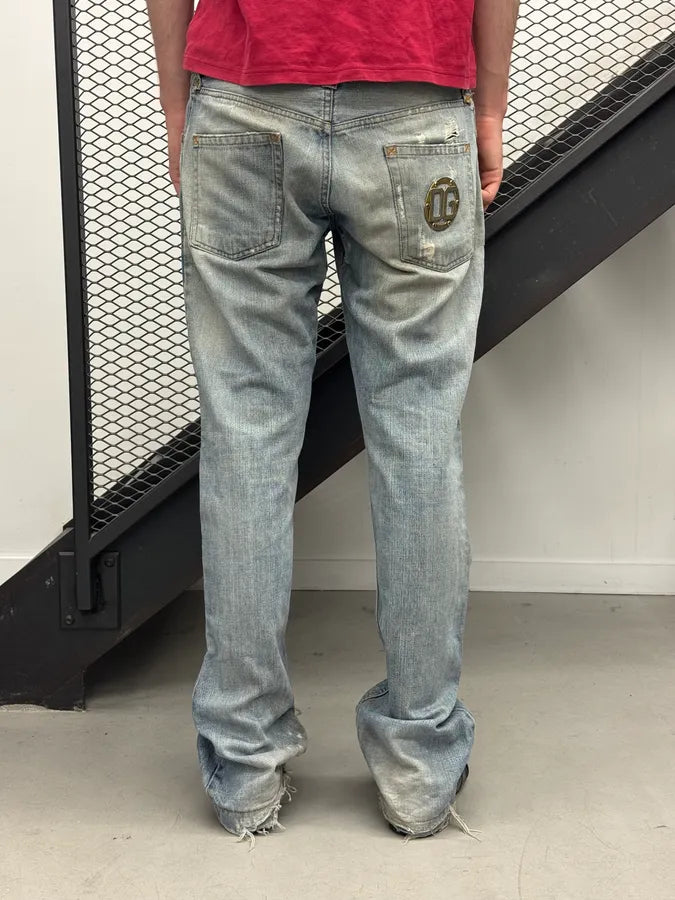AW2005 Dolce & Gabbana Light Blue Patch Distressed Denim Jeans DceTRnx 4