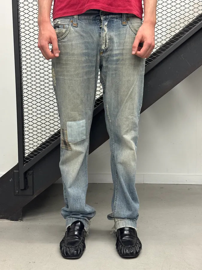 AW2005 Dolce & Gabbana Light Blue Patch Distressed Denim Jeans DceTRnx 2