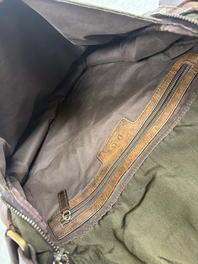 2000s Dolce & Gabbana Military Green Canvas & Brown Leather Shoulder Bag wlkusGR 8