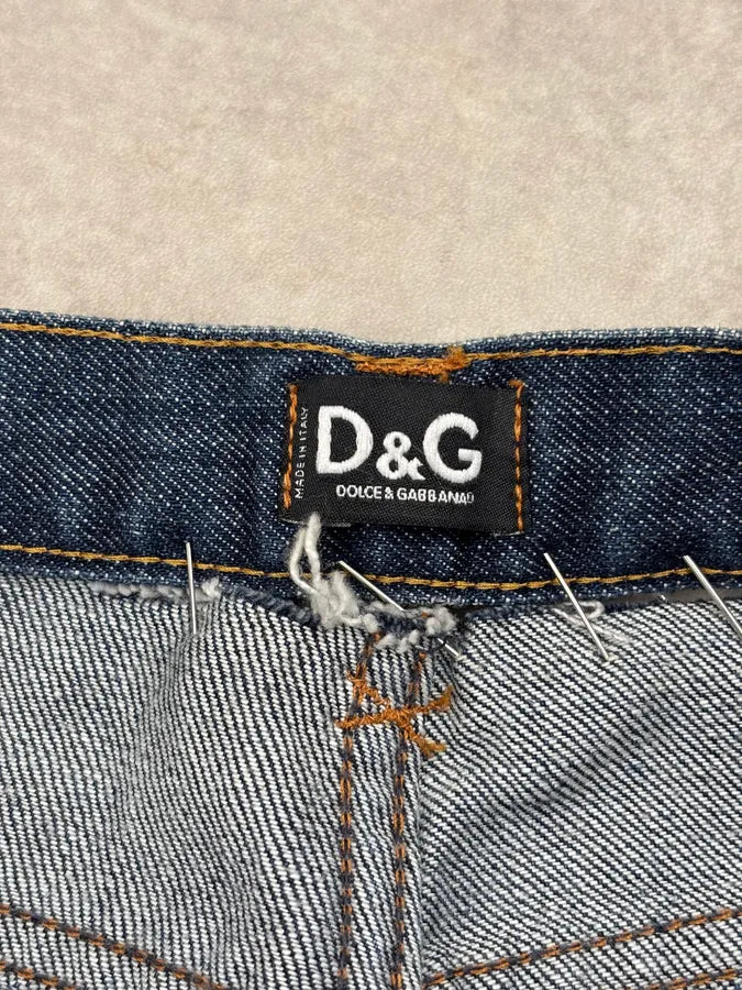 AW2001 Dolce & Gabbana Navy Denim Distressed Pins Jeans CExJINA 10